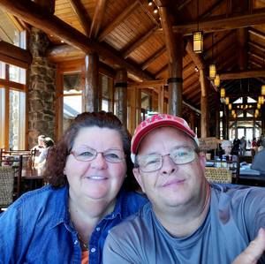 Meet your Posher, Troy